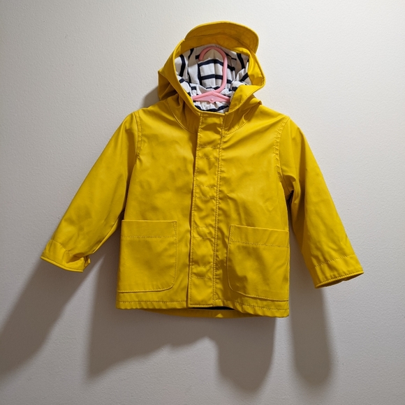 gap raincoat boy